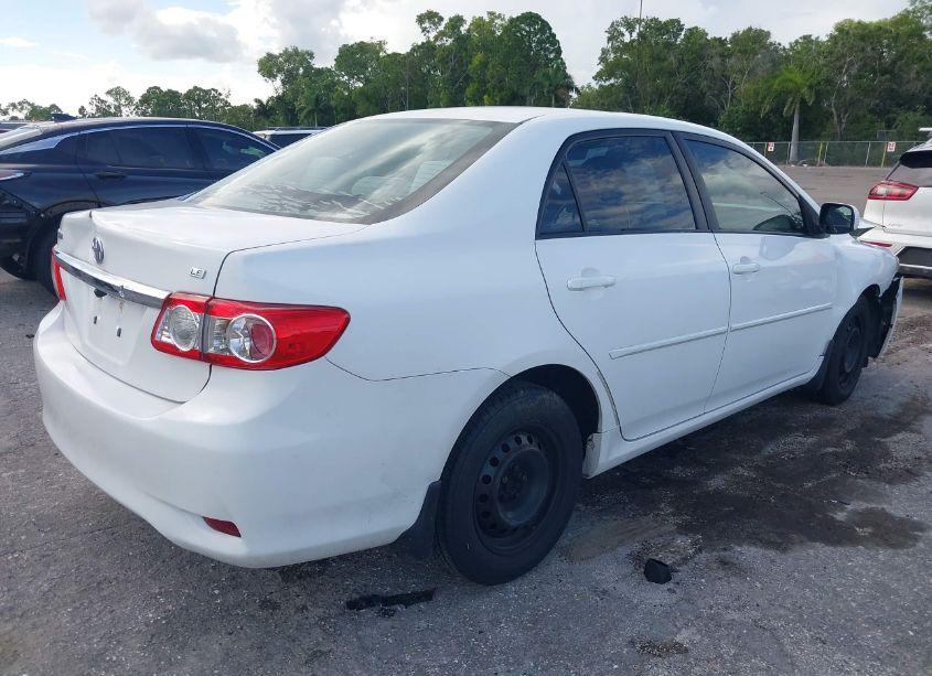 Photo 4 of 2011 Toyota Corolla LE (VIN 2T1BU4EE9BC680871)