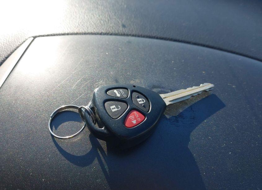 Photo 11 of 2011 Toyota Corolla S (VIN 2T1BU4EE9BC681079)