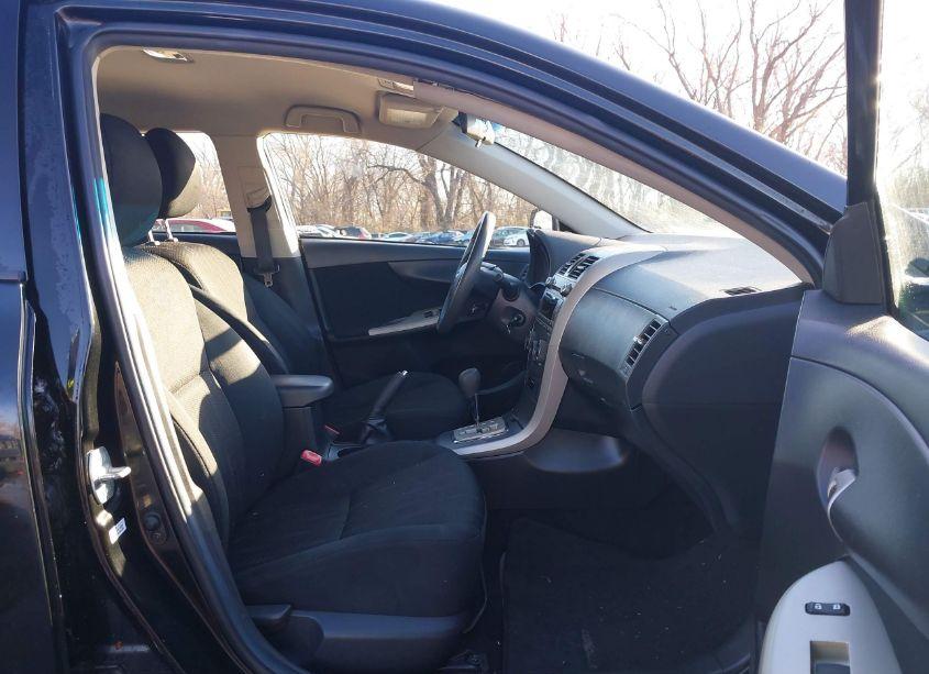 Photo 5 of 2011 Toyota Corolla S (VIN 2T1BU4EE9BC681079)