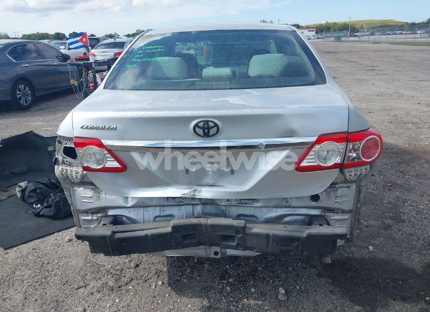 Photo 17 of 2011 Toyota Corolla N/A (VIN 2T1BU4EE9BC705283)