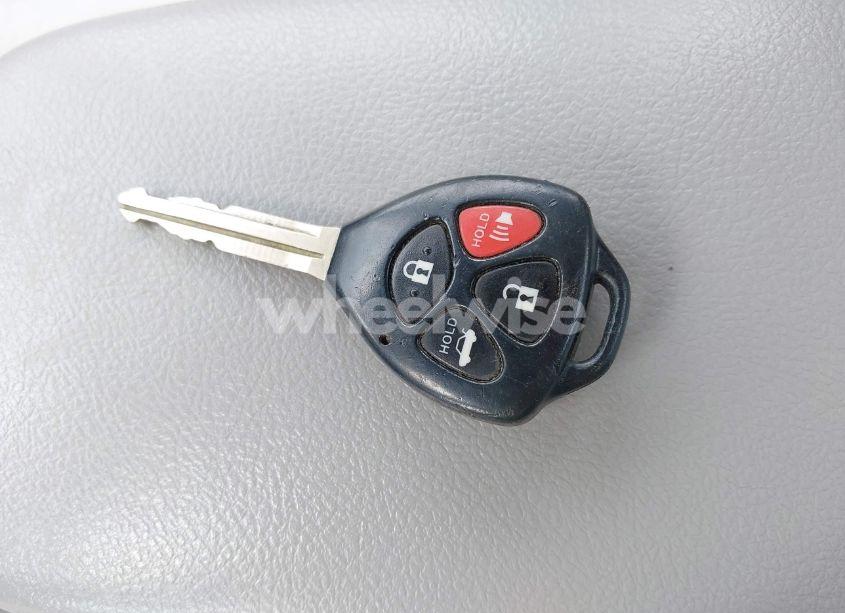 Photo 11 of 2011 Toyota Corolla LE (VIN 2T1BU4EE9BC723377)