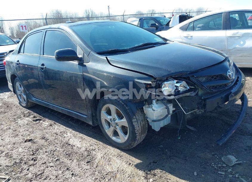 2011 Toyota Corolla S (VIN 2T1BU4EE9BC735576) main photo