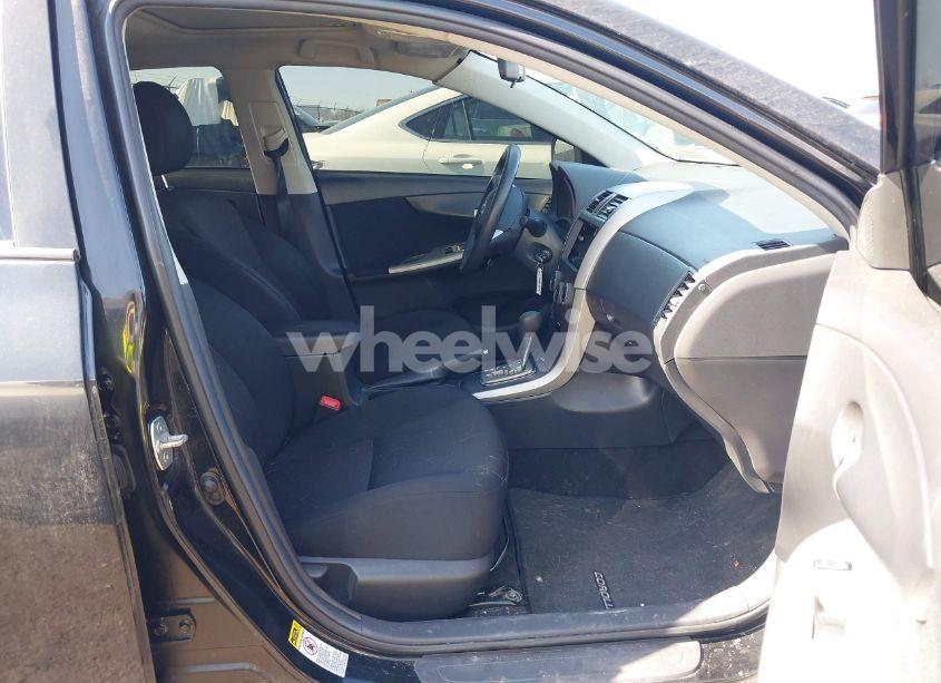 Photo 5 of 2011 Toyota Corolla S (VIN 2T1BU4EE9BC735576)