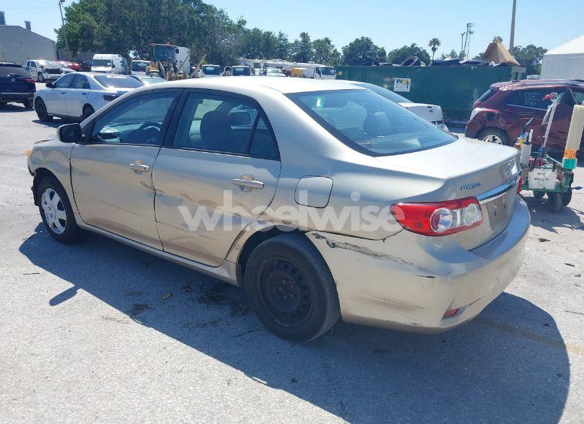 Photo 3 of 2011 Toyota Corolla LE (VIN 2T1BU4EE9BC746710)