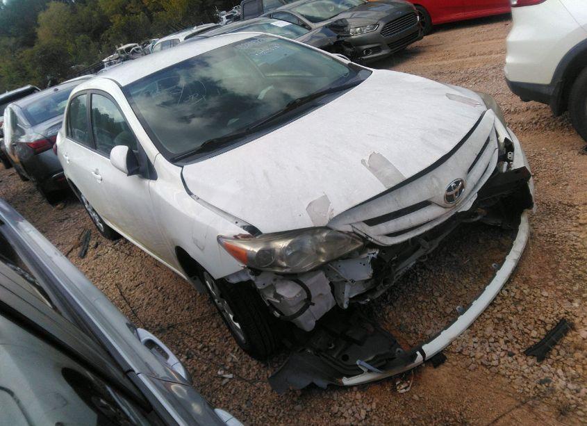 2011 Toyota Corolla LE (VIN 2T1BU4EE9BC750353) main photo