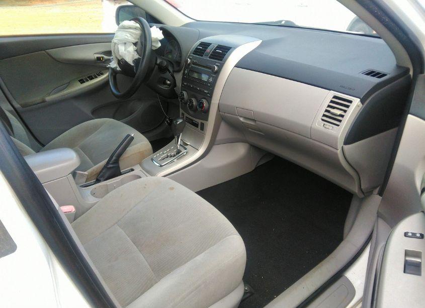 Photo 5 of 2011 Toyota Corolla LE (VIN 2T1BU4EE9BC750353)