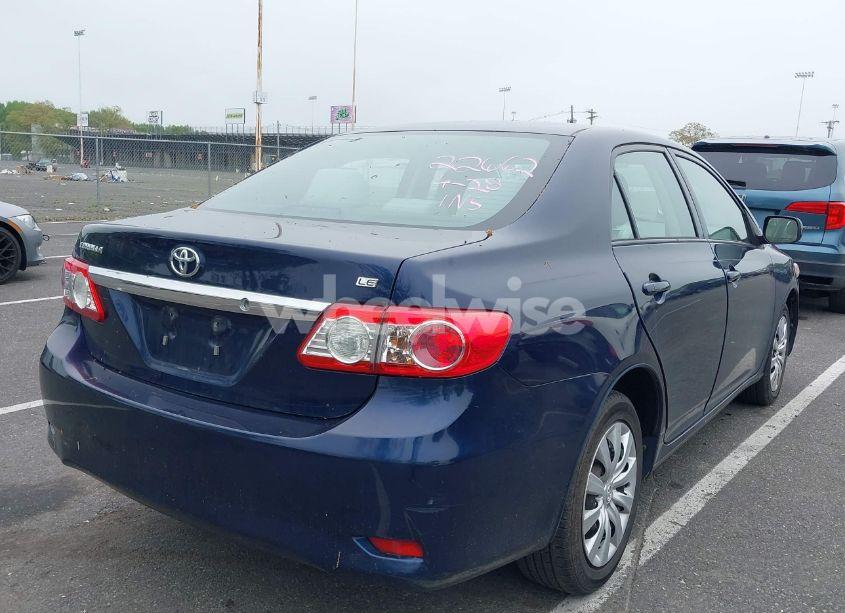 Photo 4 of 2012 Toyota Corolla LE (VIN 2T1BU4EE9CC763508)