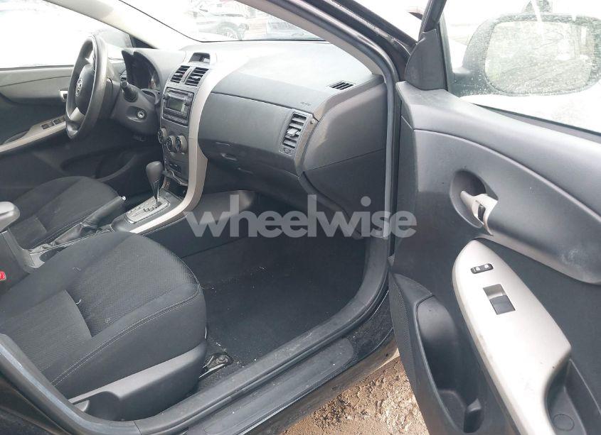 Photo 5 of 2012 Toyota Corolla S (VIN 2T1BU4EE9CC774878)