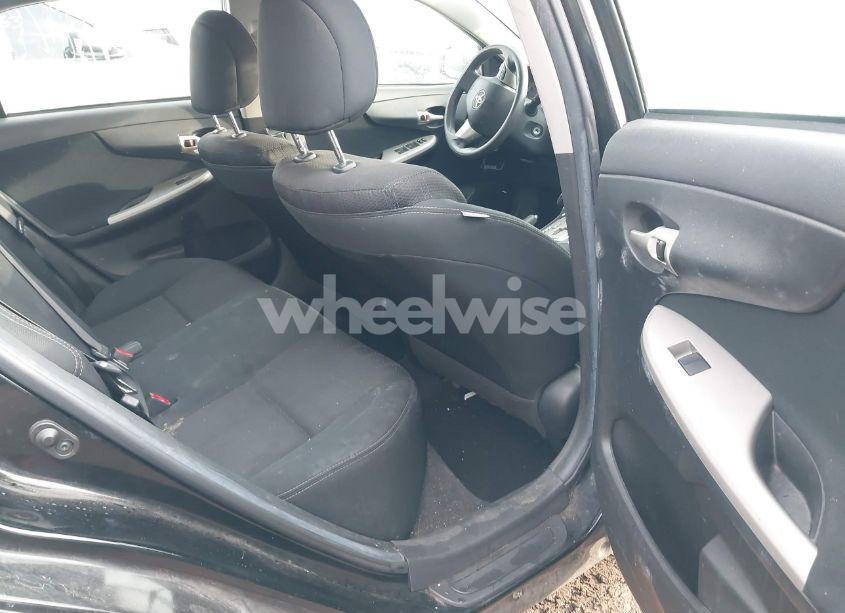 Photo 8 of 2012 Toyota Corolla S (VIN 2T1BU4EE9CC774878)