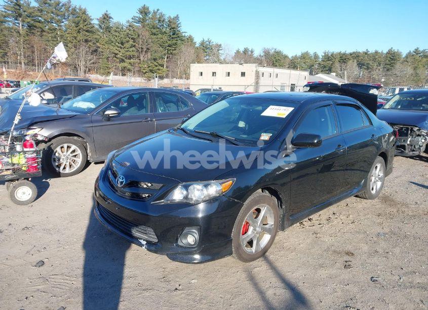 Photo 2 of 2012 Toyota Corolla S (VIN 2T1BU4EE9CC777277)