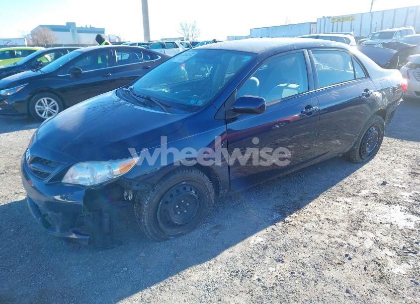 Photo 2 of 2012 Toyota Corolla LE (VIN 2T1BU4EE9CC802520)