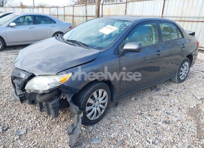 Photo 2 of 2012 Toyota Corolla LE (VIN 2T1BU4EE9CC842015)