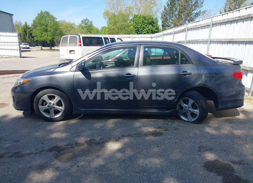 Photo 14 of 2012 Toyota Corolla S (VIN 2T1BU4EE9CC846193)