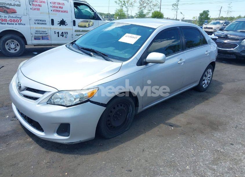 Photo 2 of 2012 Toyota Corolla LE (VIN 2T1BU4EE9CC847750)