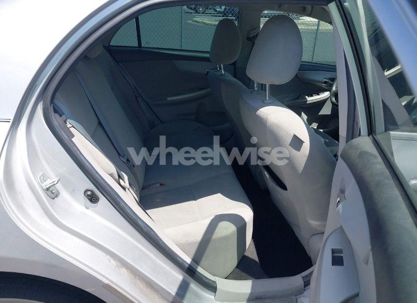 Photo 8 of 2012 Toyota Corolla LE (VIN 2T1BU4EE9CC847750)