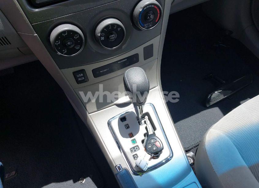 Photo 11 of 2012 Toyota Corolla LE (VIN 2T1BU4EE9CC858425)