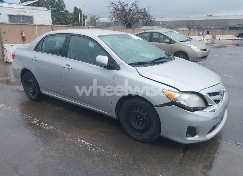2012 Toyota Corolla LE (VIN 2T1BU4EE9CC860384) main photo