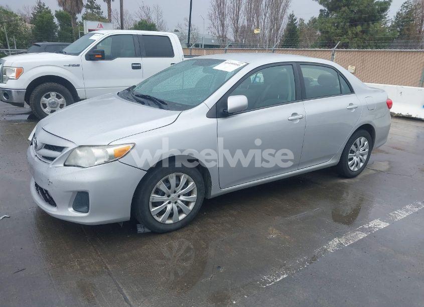 Photo 2 of 2012 Toyota Corolla LE (VIN 2T1BU4EE9CC860384)