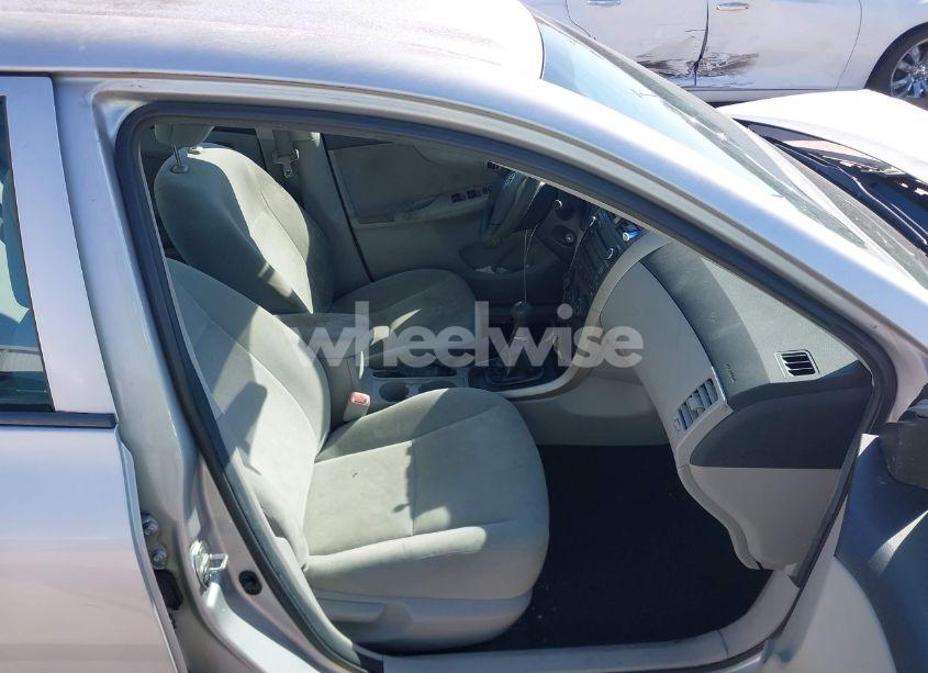 Photo 5 of 2012 Toyota Corolla L (VIN 2T1BU4EE9CC860532)