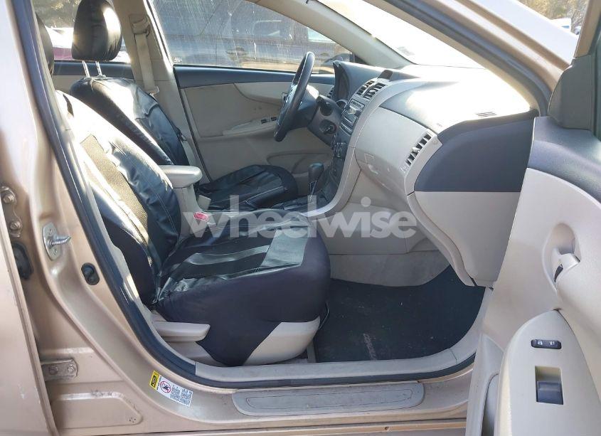 Photo 5 of 2012 Toyota Corolla L (VIN 2T1BU4EE9CC867805)