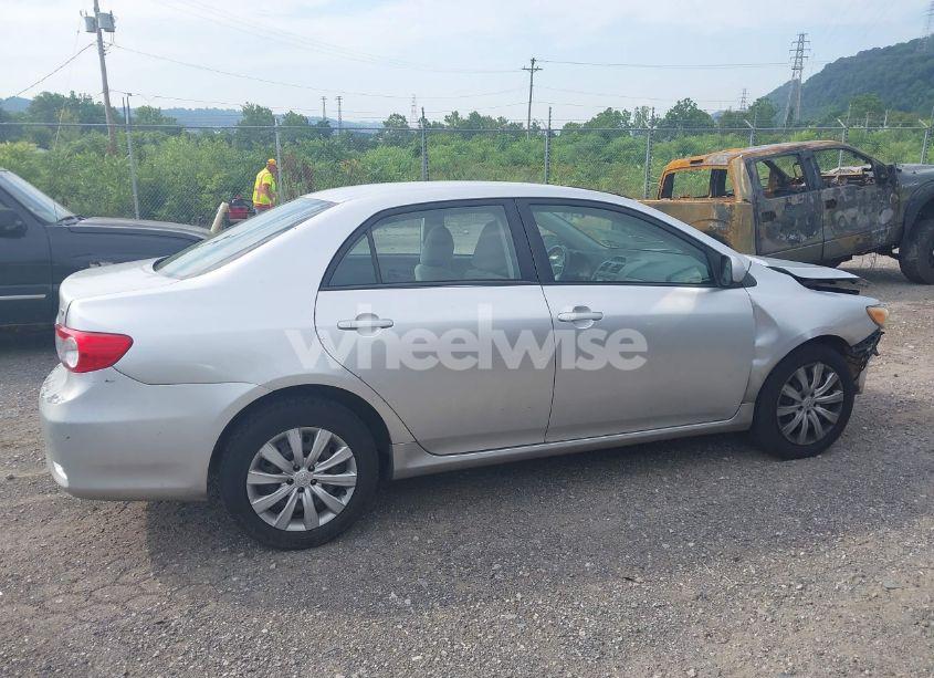 Photo 13 of 2012 Toyota Corolla LE (VIN 2T1BU4EE9CC868338)