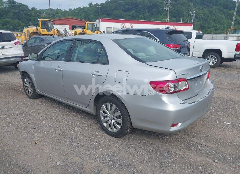 Photo 3 of 2012 Toyota Corolla LE (VIN 2T1BU4EE9CC868338)