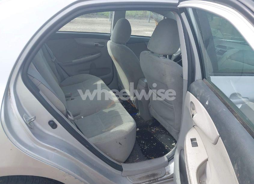 Photo 8 of 2012 Toyota Corolla LE (VIN 2T1BU4EE9CC868338)