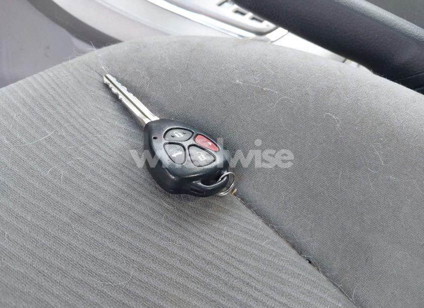 Photo 11 of 2012 Toyota Corolla LE (VIN 2T1BU4EE9CC872552)