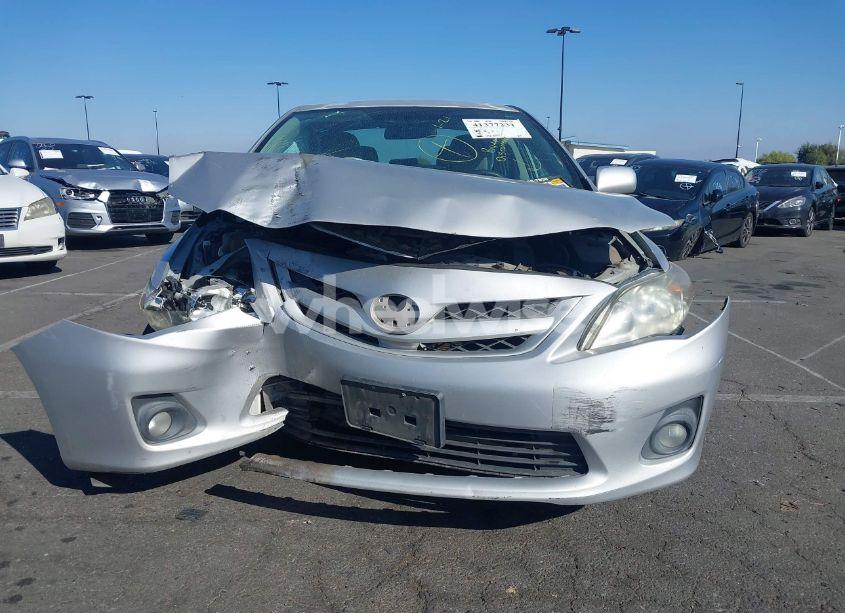 Photo 13 of 2012 Toyota Corolla LE (VIN 2T1BU4EE9CC872552)