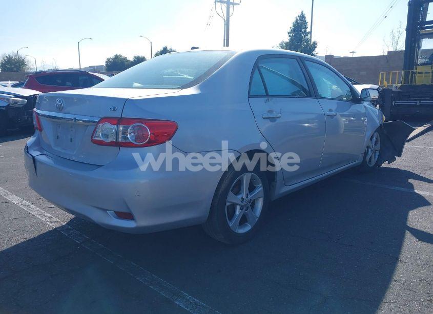 Photo 4 of 2012 Toyota Corolla LE (VIN 2T1BU4EE9CC872552)