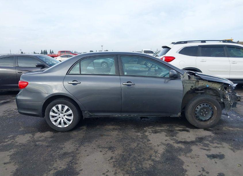Photo 13 of 2012 Toyota Corolla LE (VIN 2T1BU4EE9CC904643)