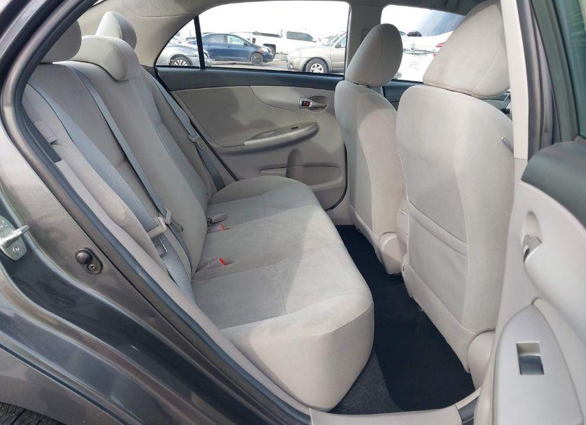 Photo 8 of 2012 Toyota Corolla LE (VIN 2T1BU4EE9CC904643)