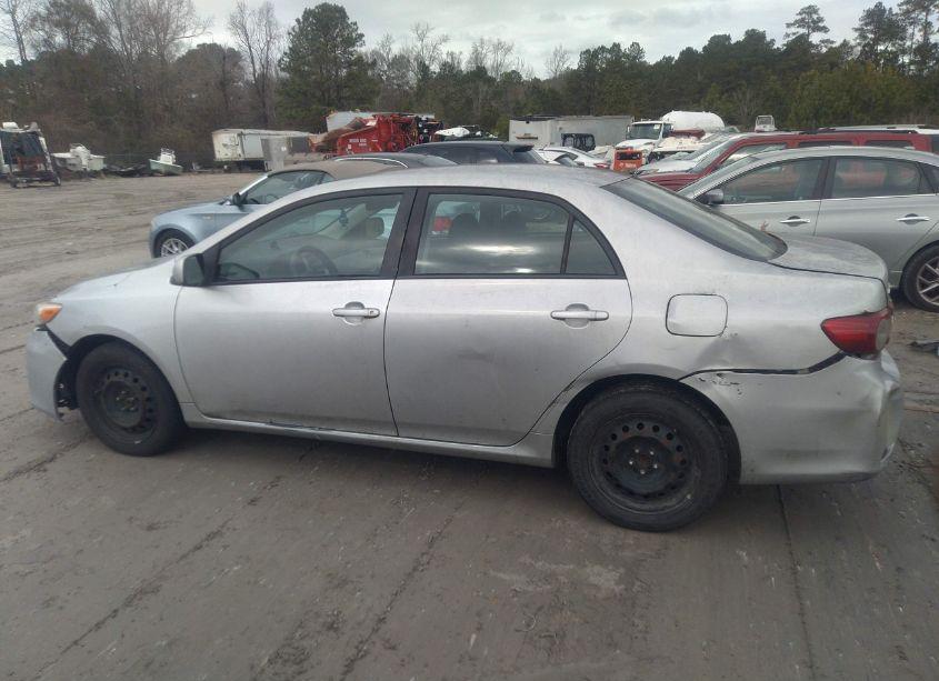 Photo 14 of 2012 Toyota Corolla LE (VIN 2T1BU4EE9CC909163)