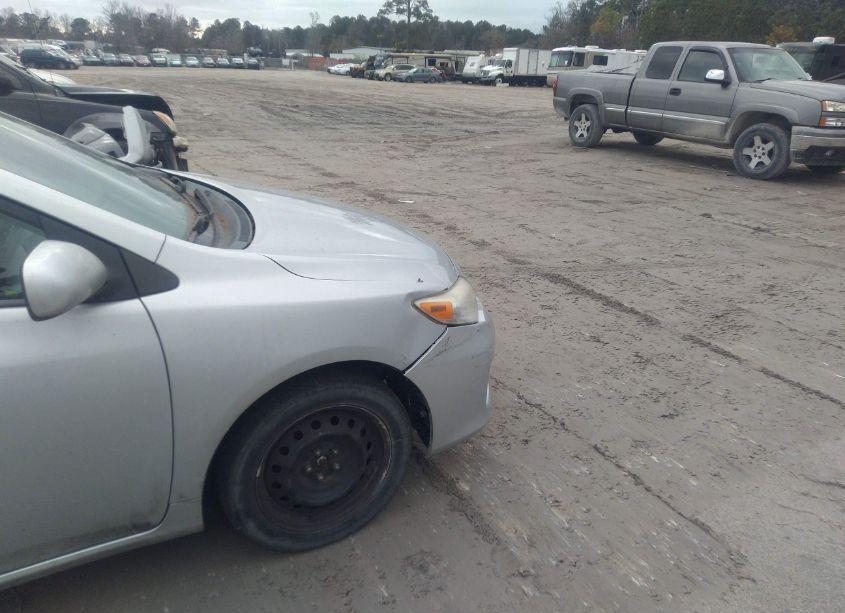 Photo 19 of 2012 Toyota Corolla LE (VIN 2T1BU4EE9CC909163)