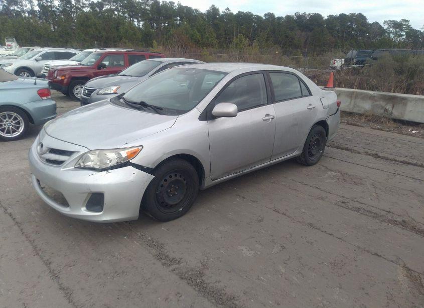 Photo 2 of 2012 Toyota Corolla LE (VIN 2T1BU4EE9CC909163)