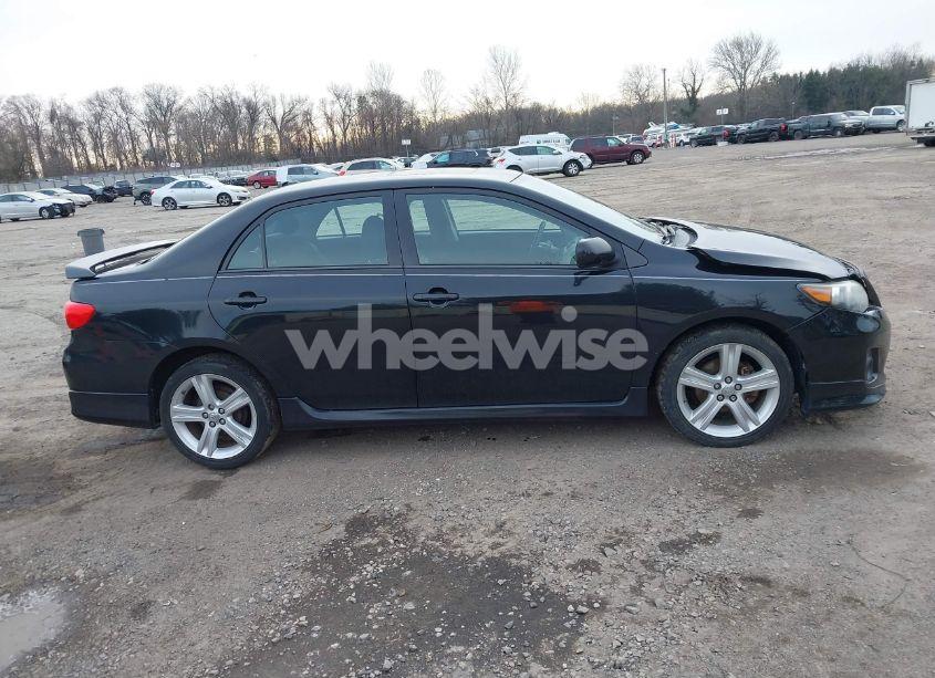 Photo 13 of 2013 Toyota Corolla S (VIN 2T1BU4EE9DC013947)