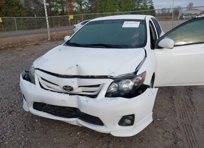 Photo 6 of 2013 Toyota Corolla S (VIN 2T1BU4EE9DC049654)