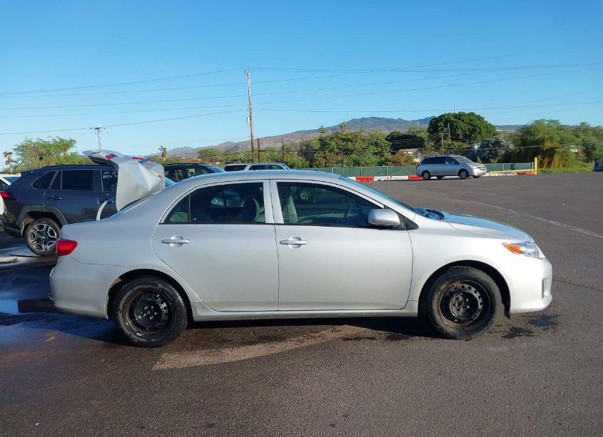 Photo 14 of 2013 Toyota Corolla L (VIN 2T1BU4EE9DC054496)