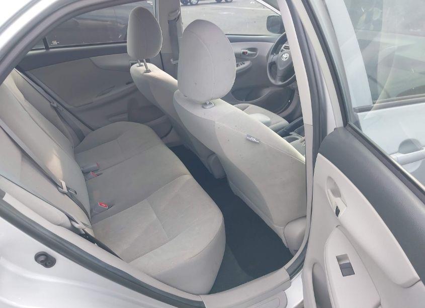 Photo 8 of 2013 Toyota Corolla L (VIN 2T1BU4EE9DC054496)