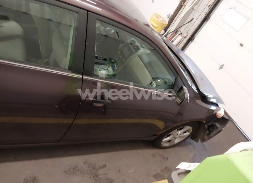 Photo 13 of 2013 Toyota Corolla LE SPECIAL EDITION (VIN 2T1BU4EE9DC096537)