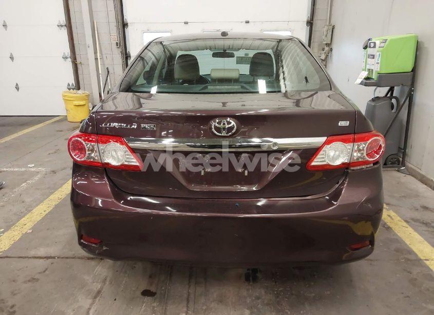 Photo 16 of 2013 Toyota Corolla LE SPECIAL EDITION (VIN 2T1BU4EE9DC096537)