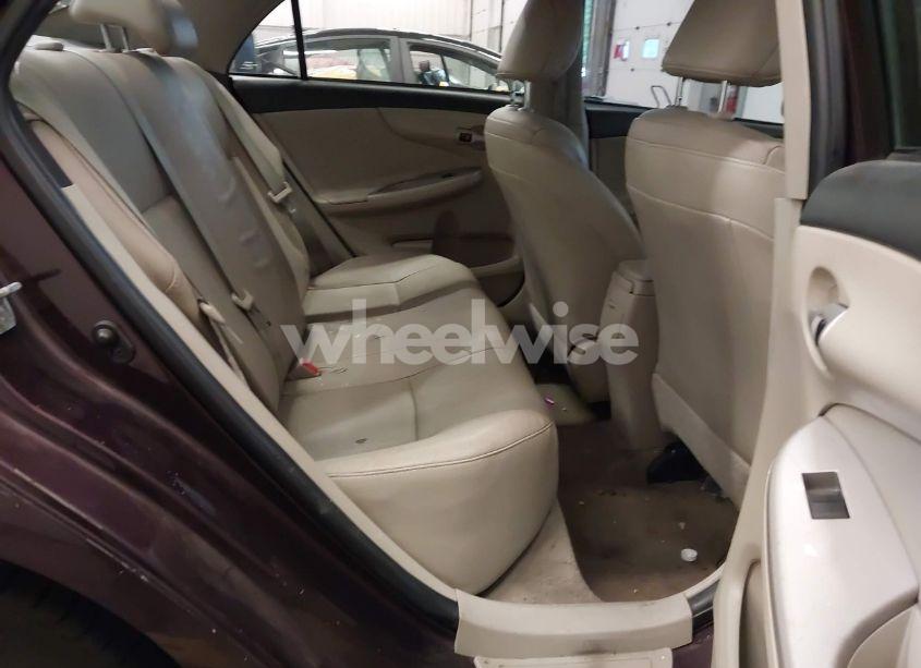 Photo 8 of 2013 Toyota Corolla LE SPECIAL EDITION (VIN 2T1BU4EE9DC096537)