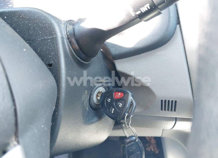 Photo 11 of 2013 Toyota Corolla LE (VIN 2T1BU4EE9DC102465)