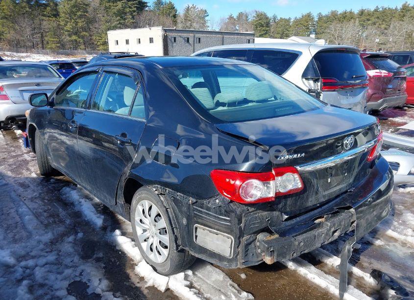 Photo 14 of 2013 Toyota Corolla LE (VIN 2T1BU4EE9DC102465)
