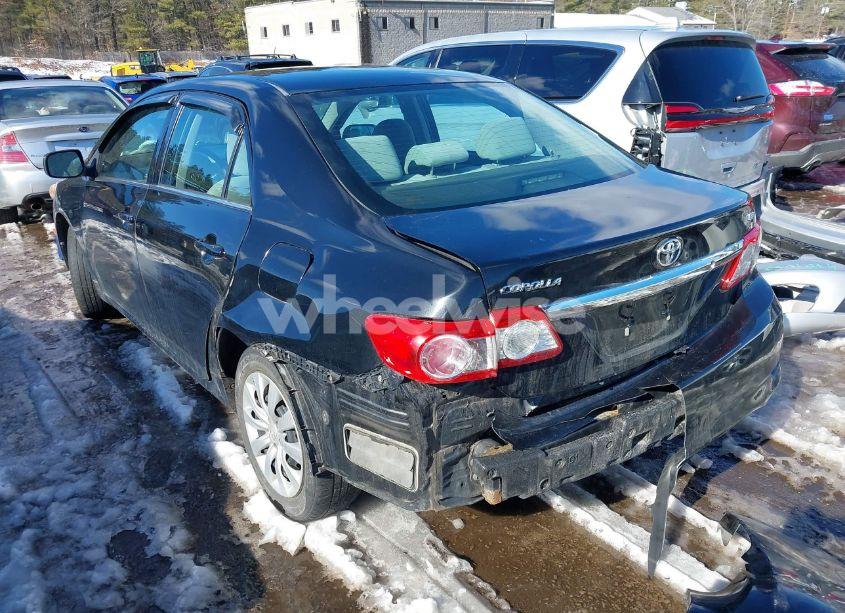Photo 3 of 2013 Toyota Corolla LE (VIN 2T1BU4EE9DC102465)