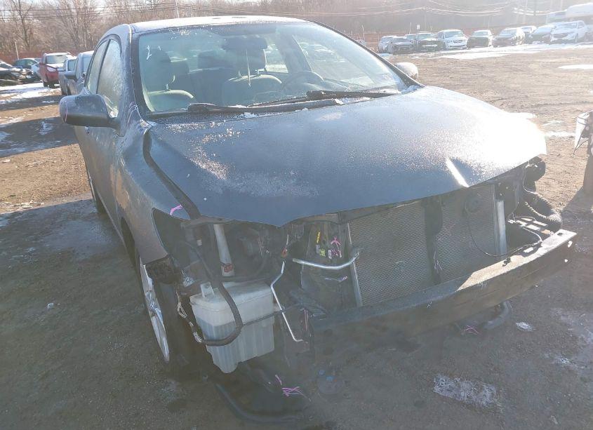 Photo 19 of 2013 Toyota Corolla LE (VIN 2T1BU4EE9DC115846)