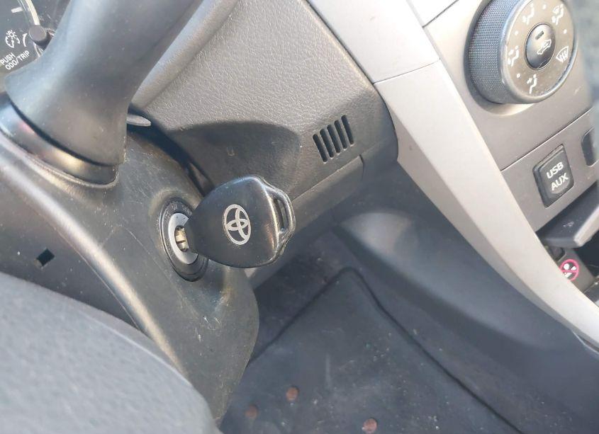 Photo 11 of 2013 Toyota Corolla S (VIN 2T1BU4EE9DC125289)