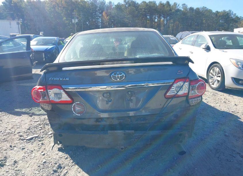 Photo 16 of 2013 Toyota Corolla S (VIN 2T1BU4EE9DC125289)