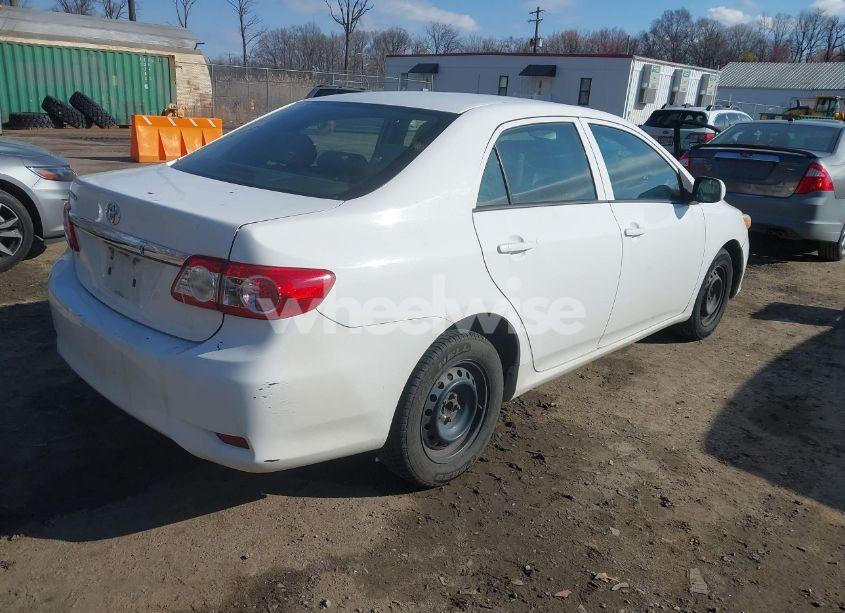 Photo 4 of 2013 Toyota Corolla L (VIN 2T1BU4EE9DC128080)