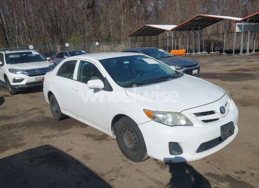 Photo 6 of 2013 Toyota Corolla L (VIN 2T1BU4EE9DC128080)